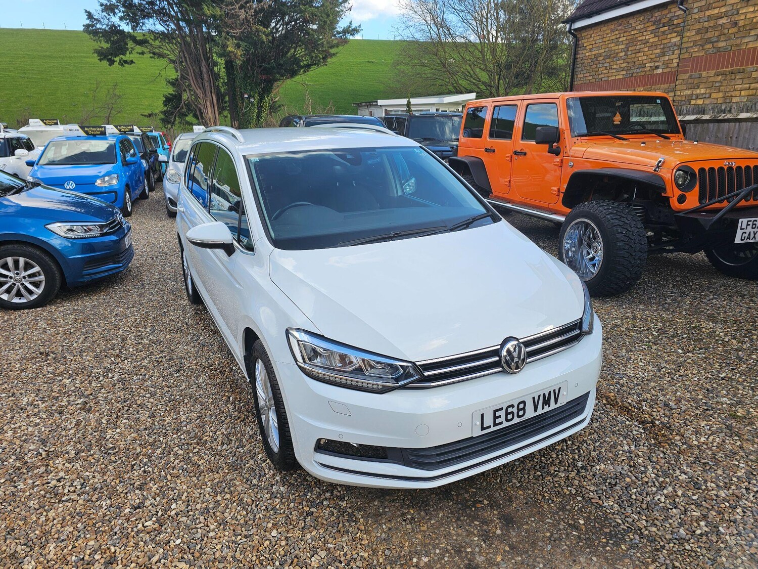 Used Volkswagen Touran for sale - 77839551: Photo 8
