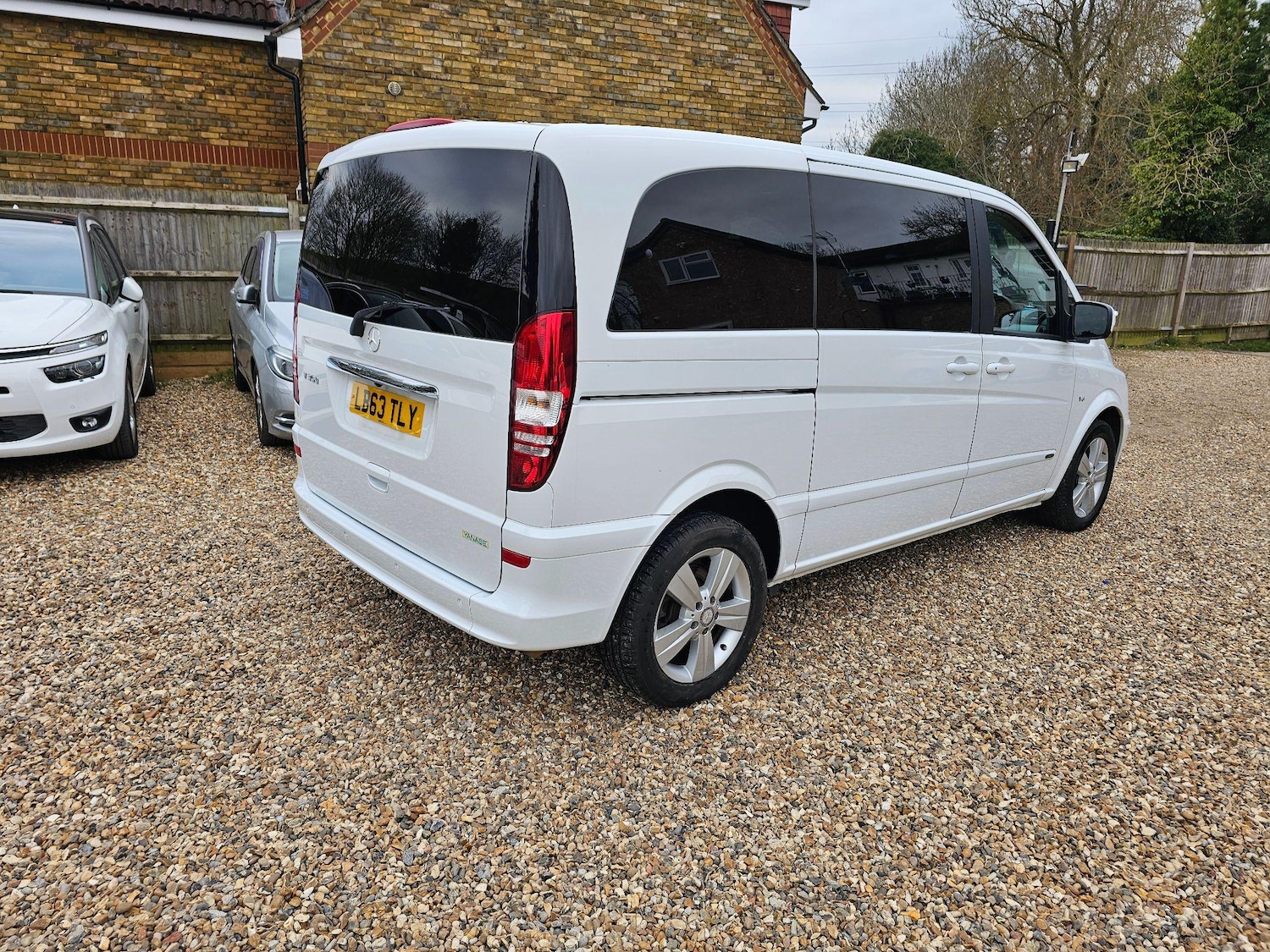 Vehicle 21