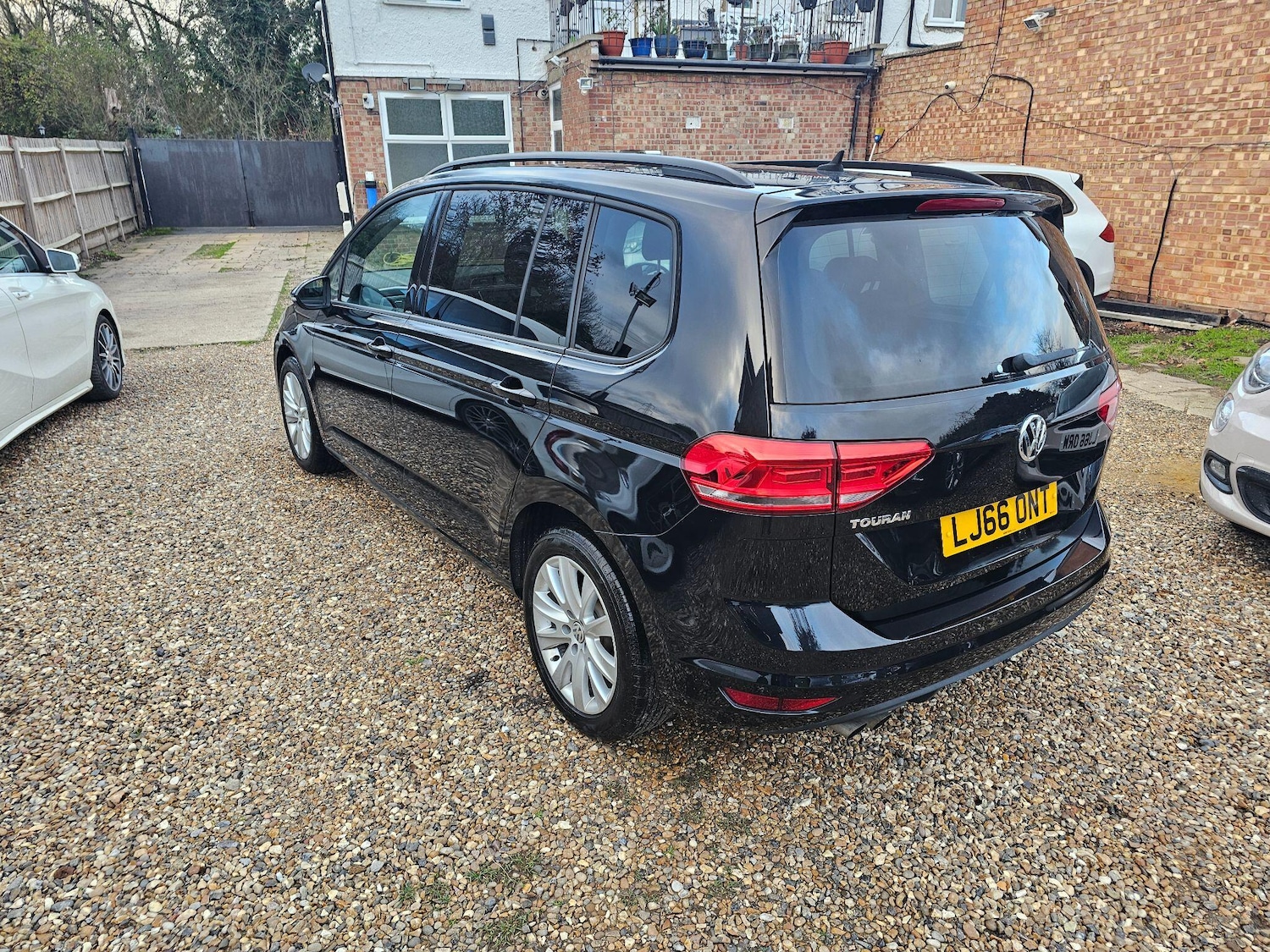 Used Volkswagen Touran for sale - 76700565: Photo 10