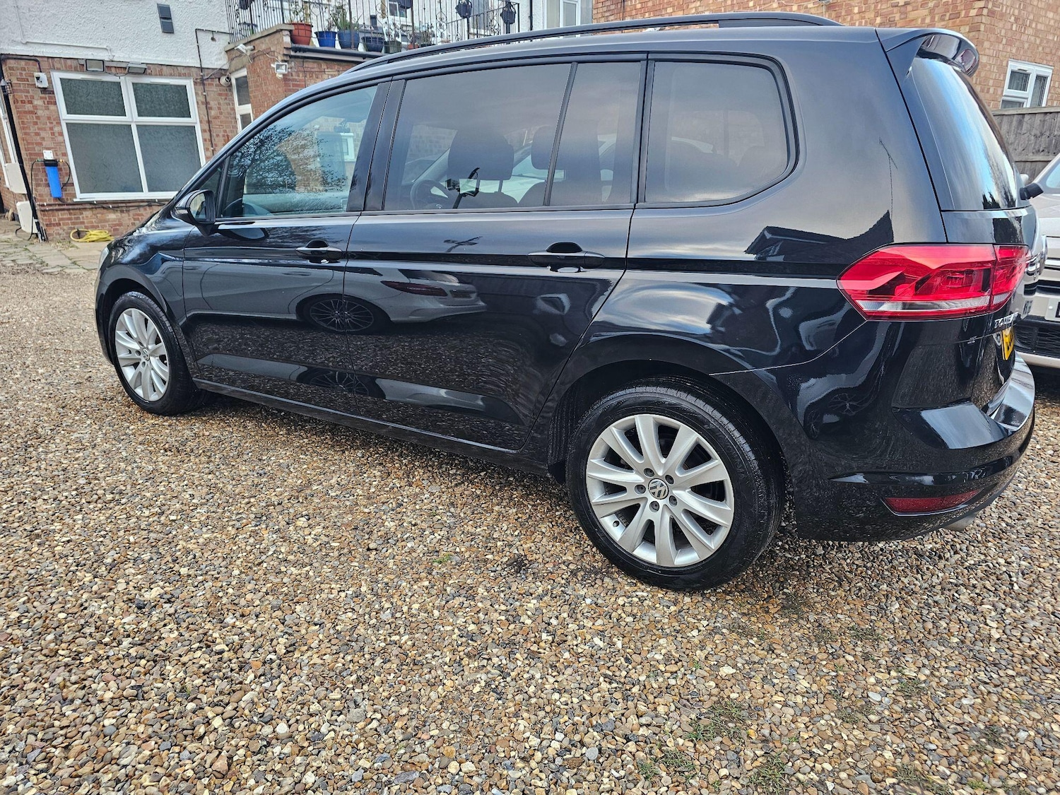 Used Volkswagen Touran for sale - 76700565: Photo 12