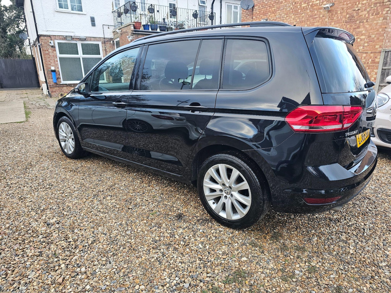 Used Volkswagen Touran for sale - 76700565: Photo 13