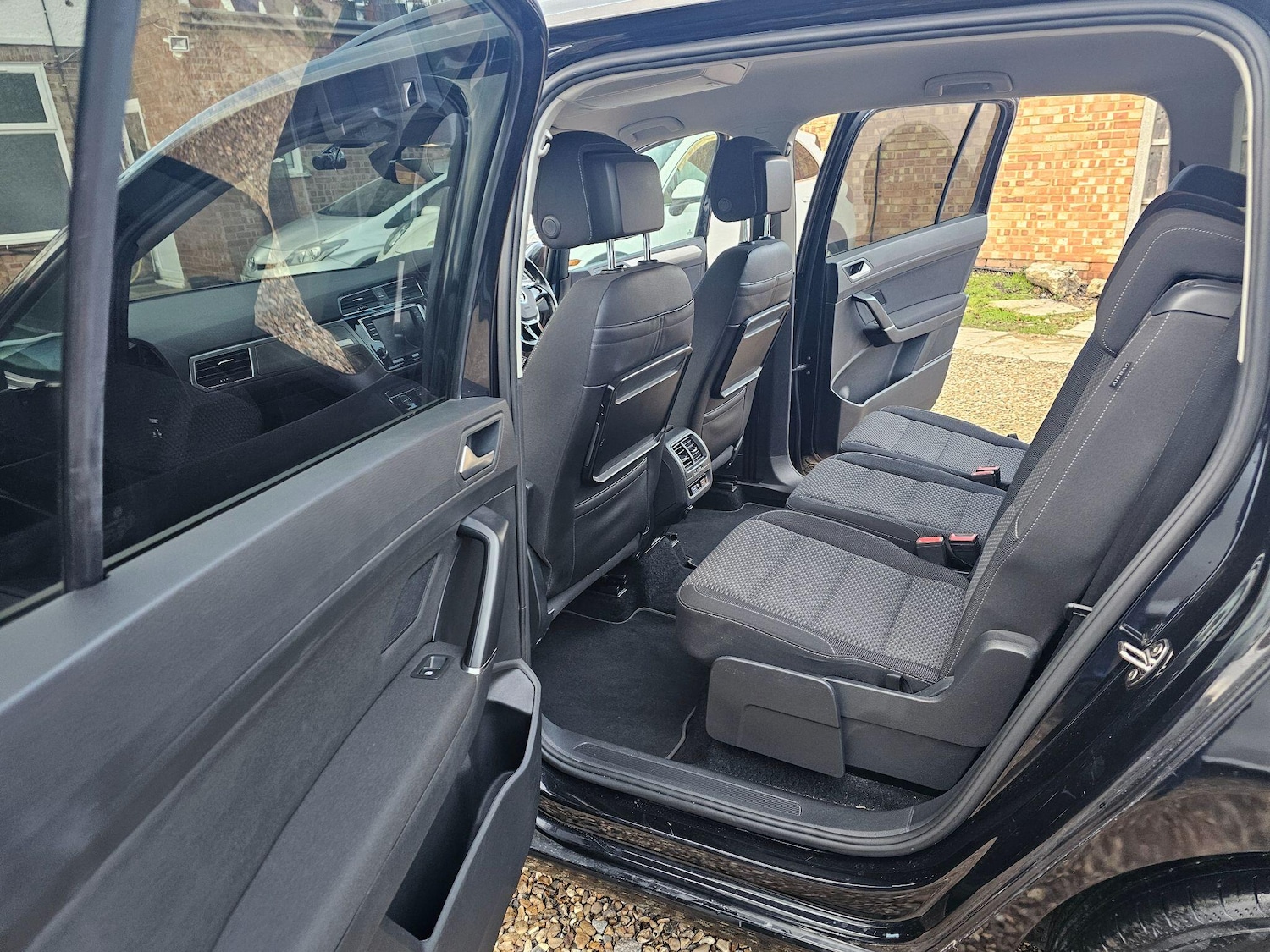 Used Volkswagen Touran for sale - 76700565: Photo 32