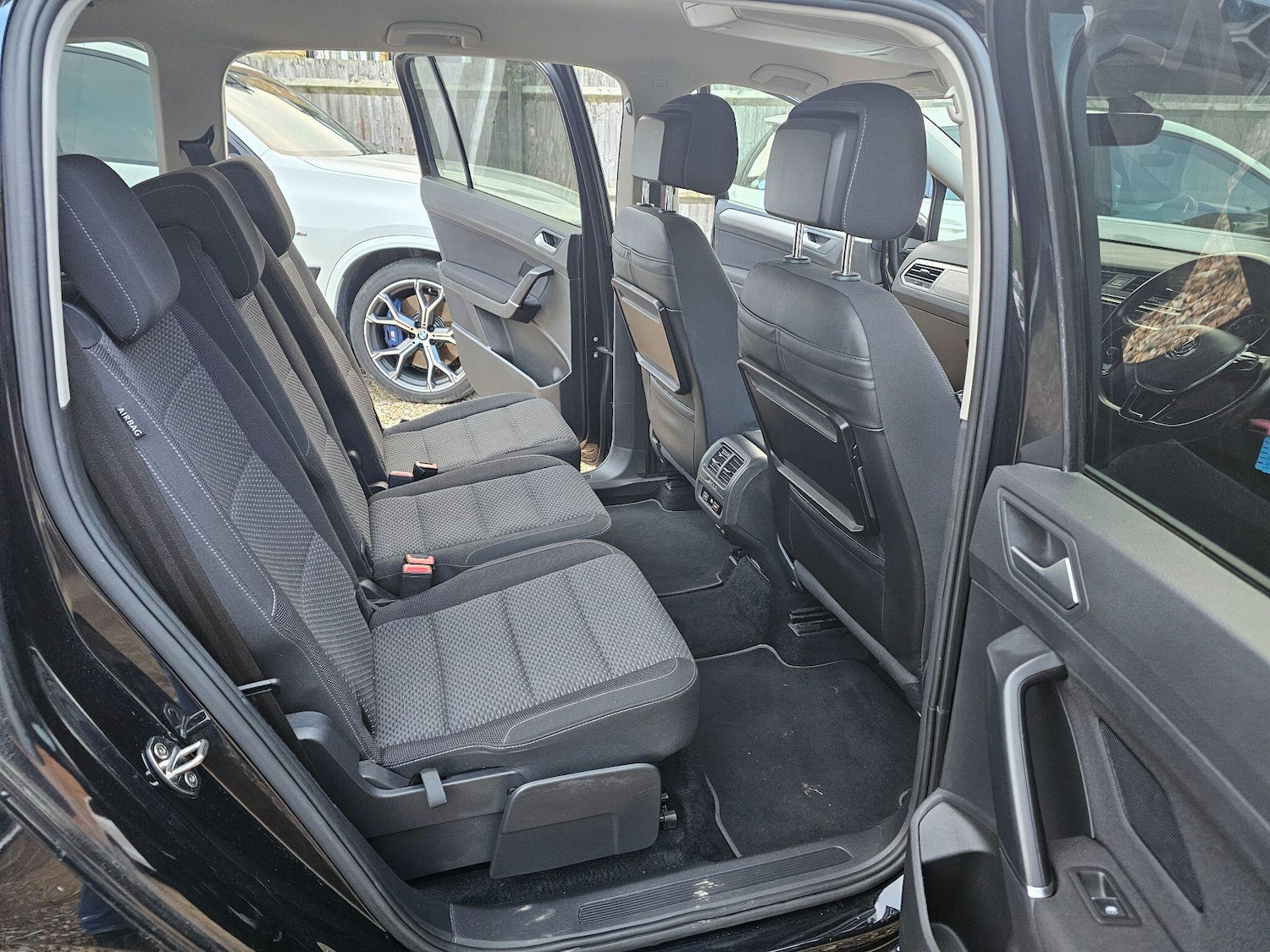 Used Volkswagen Touran for sale - 76700565: Photo 36