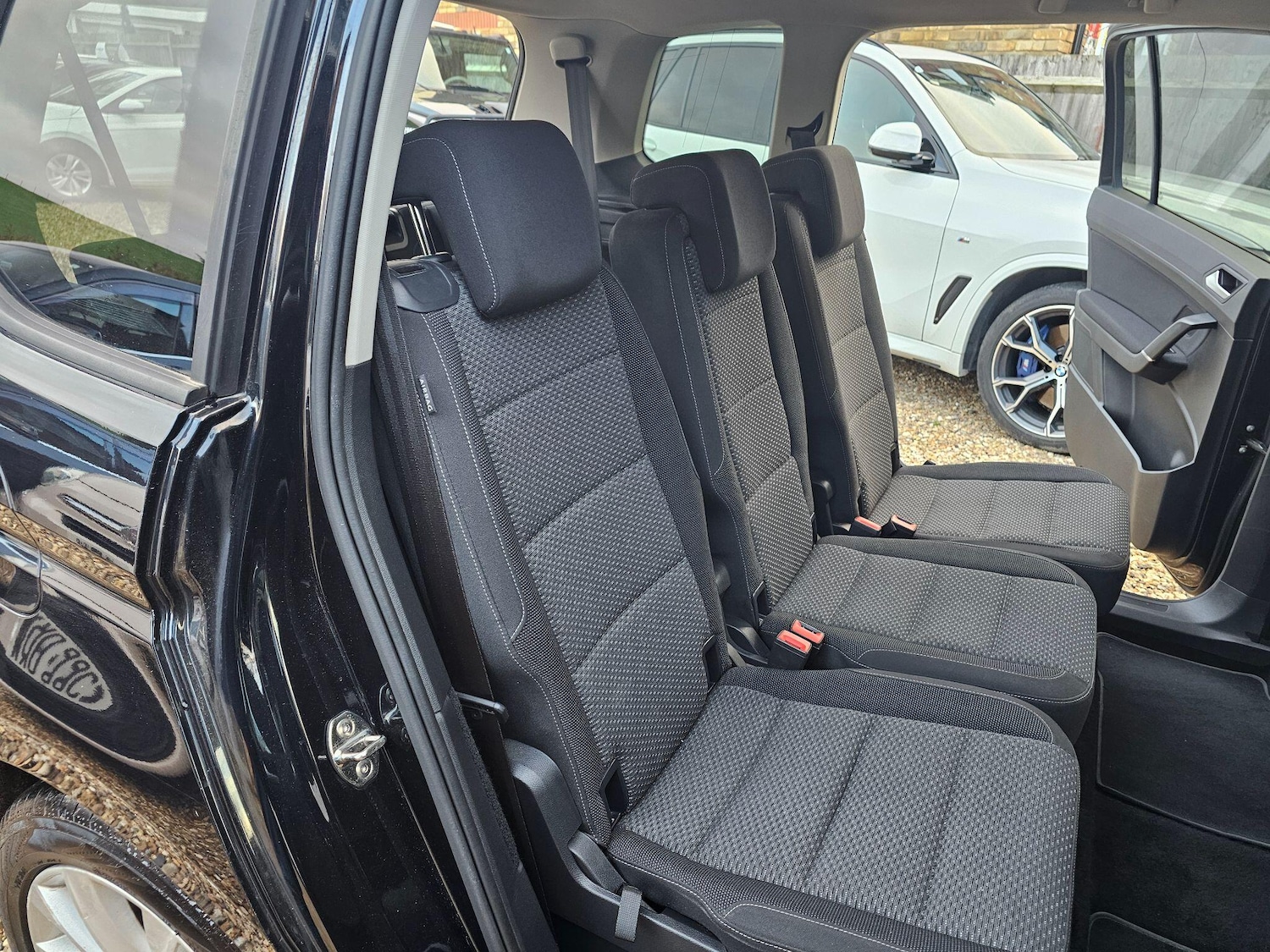 Used Volkswagen Touran for sale - 76700565: Photo 38