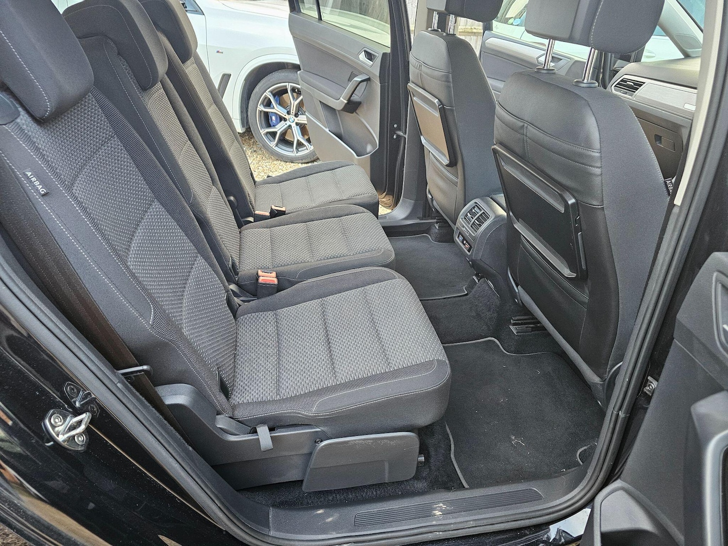 Used Volkswagen Touran for sale - 76700565: Photo 40