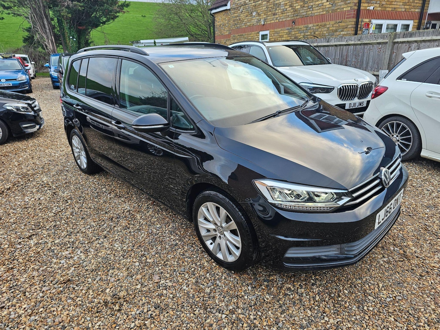 Used Volkswagen Touran for sale - 76700565: Photo 6