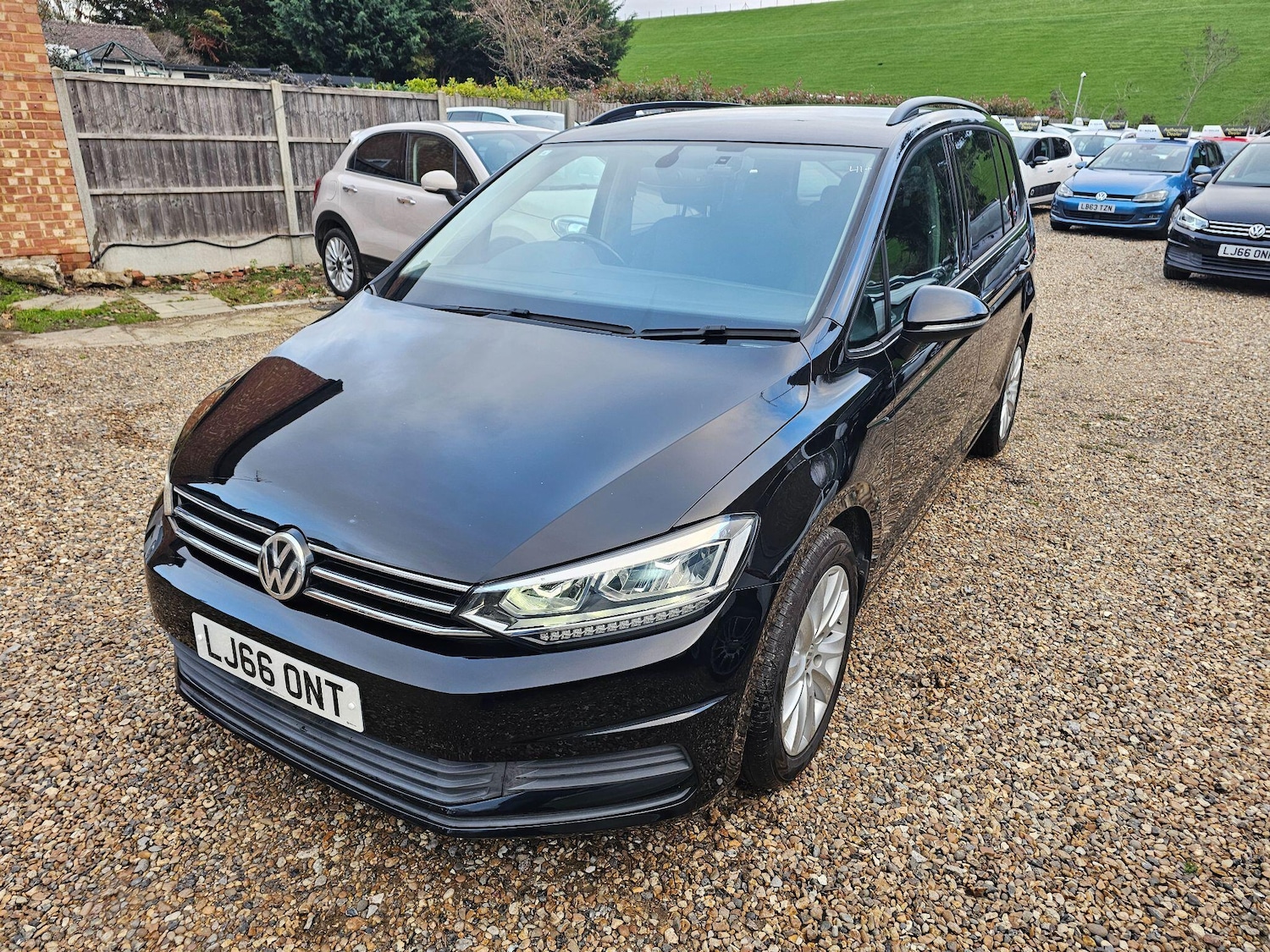 Used Volkswagen Touran for sale - 76700565: Photo 8