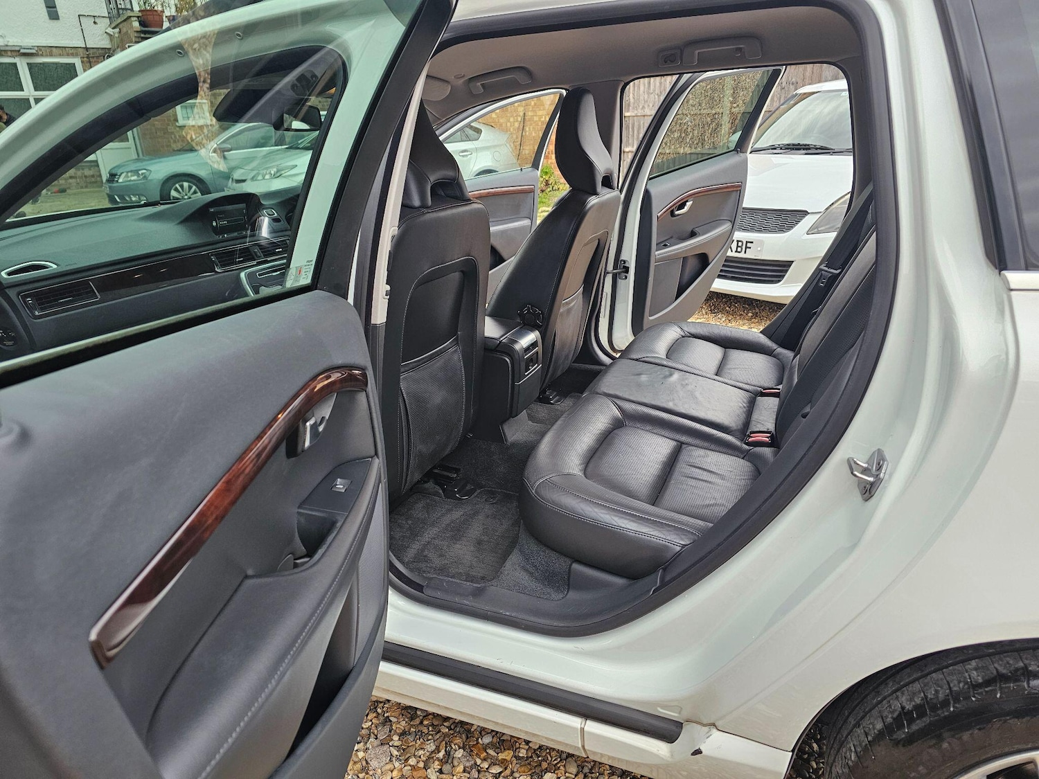 Used Volvo V70 for sale - 76175665: Photo 27