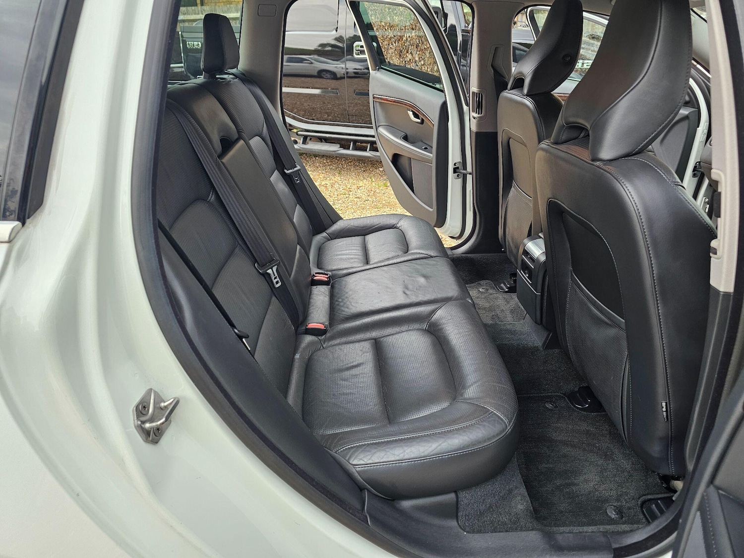 Used Volvo V70 for sale - 76175665: Photo 33