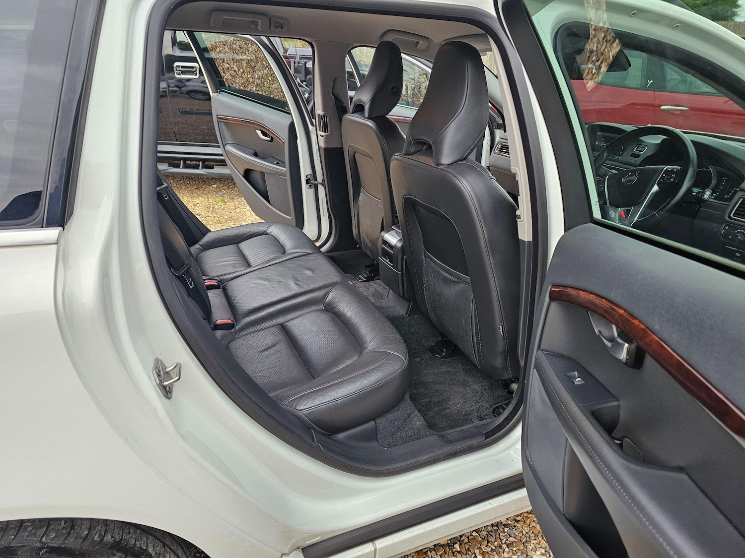 Used Volvo V70 for sale - 76175665: Photo 36