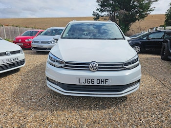 Used Volkswagen Touran 2016 for sale - 75707231: Photo