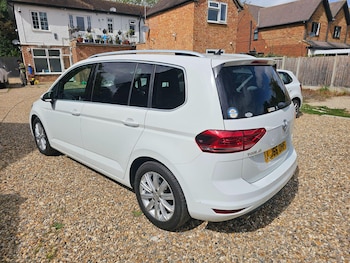 Used Volkswagen Touran 2016 for sale - 75707231: Photo