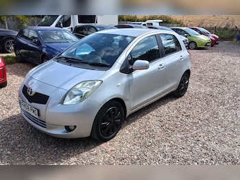 Used Toyota Yaris 2008 for sale - 79453508: Photo