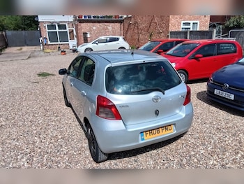 Used Toyota Yaris 2008 for sale - 79453508: Photo