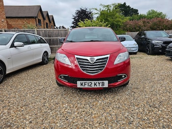 Used Chrysler Ypsilon 2012 for sale - 74618656: Photo