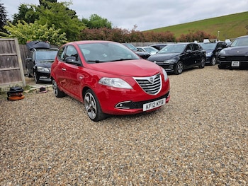 Used Chrysler Ypsilon 2012 for sale - 74618656: Photo