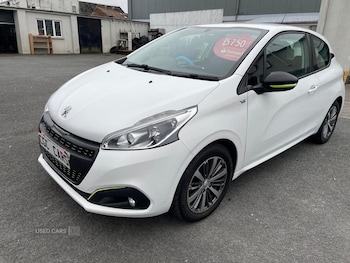 Used Peugeot 208 2016 for sale - 76308165: Photo
