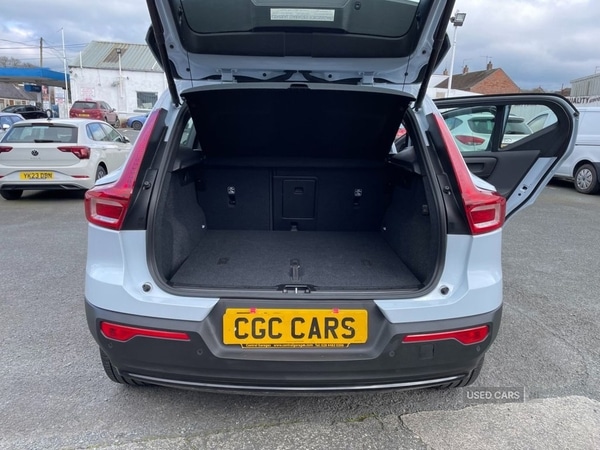 Used Volvo XC40 2024 for sale - 78205647: Photo 2