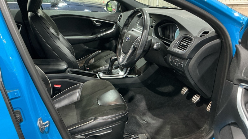 Used Volvo V40 2016 for sale - 76313333: Photo 10