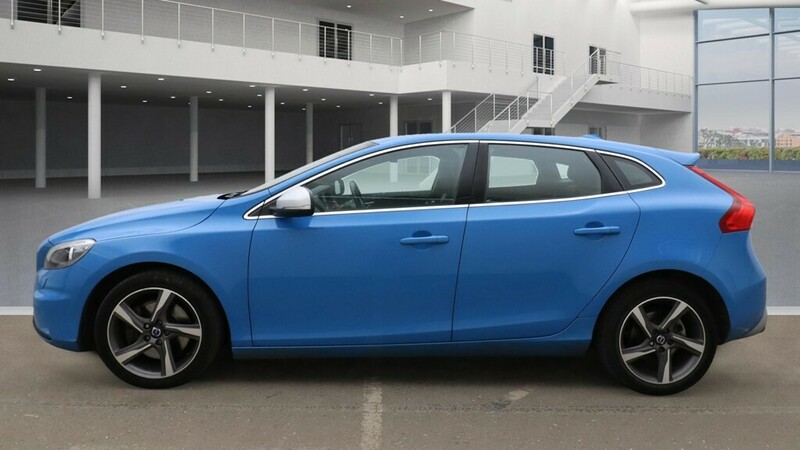 Used Volvo V40 2016 for sale - 76313333: Photo 7
