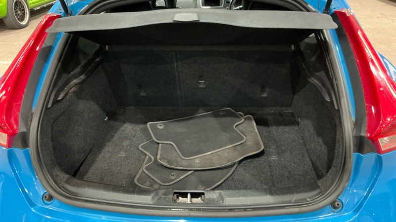 Used Volvo V40 2016 for sale - 76313333: Photo 8