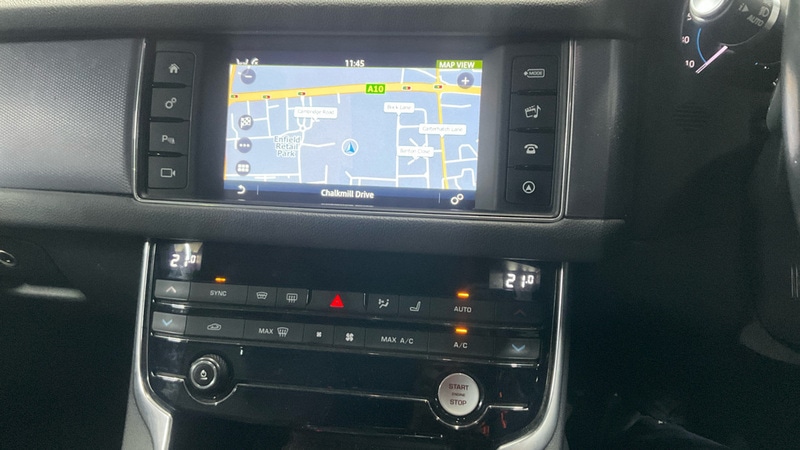 Used Jaguar XF 2016 for sale - 76559707: Photo 10