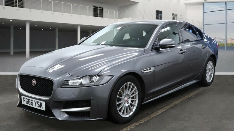 Used Jaguar XF 2016 for sale - 76559707: Photo 2