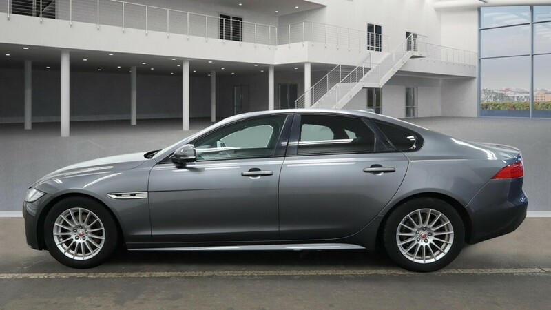 Used Jaguar XF 2016 for sale - 76559707: Photo 6