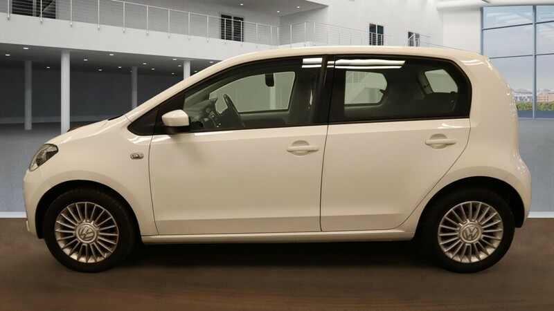 Used Volkswagen up! 2014 for sale - 76611420: Photo 7