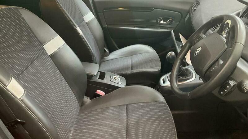 Used Renault Scenic 2013 for sale - 76163760: Photo 10