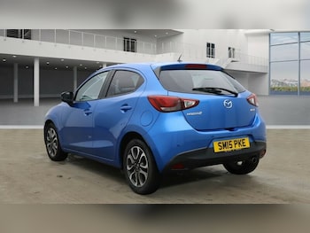 Used Mazda Mazda2 2015 for sale - 76245642: Photo
