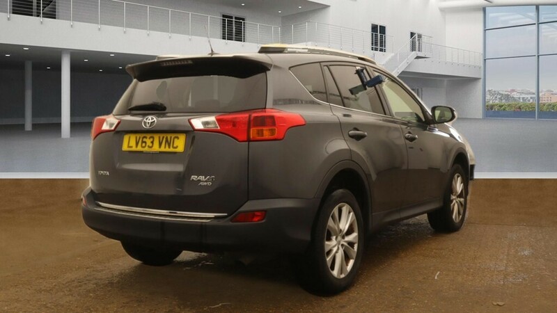 Used Toyota RAV4 2013 for sale - 76357158: Photo 5