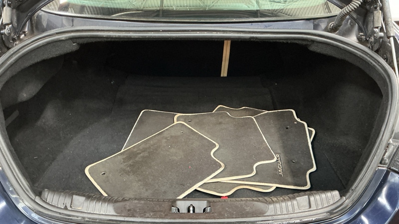 Used Jaguar XF 2014 for sale - 76559668: Photo 8