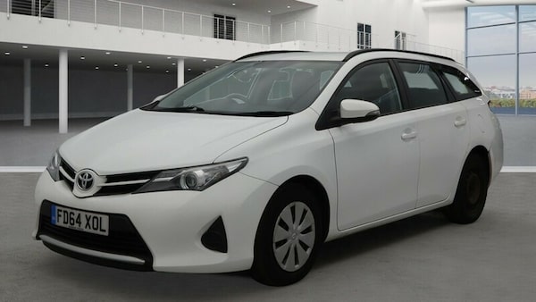 Used Toyota Auris 2014 for sale - 76023486: Photo 3