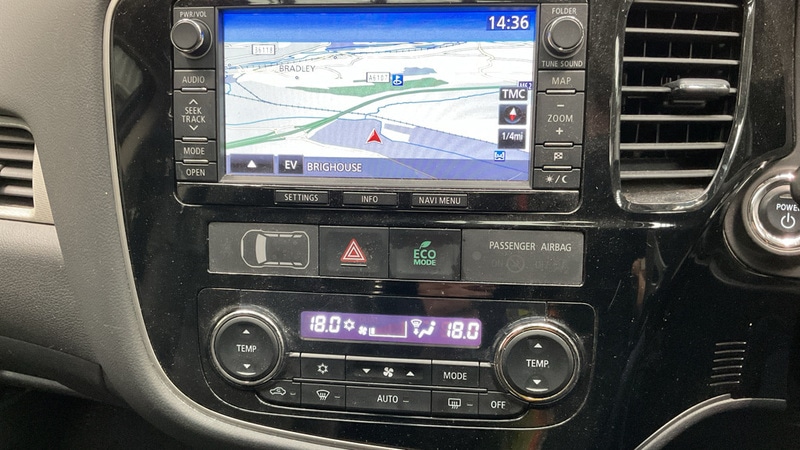 Used Mitsubishi Outlander 2014 for sale - 76497037: Photo 11