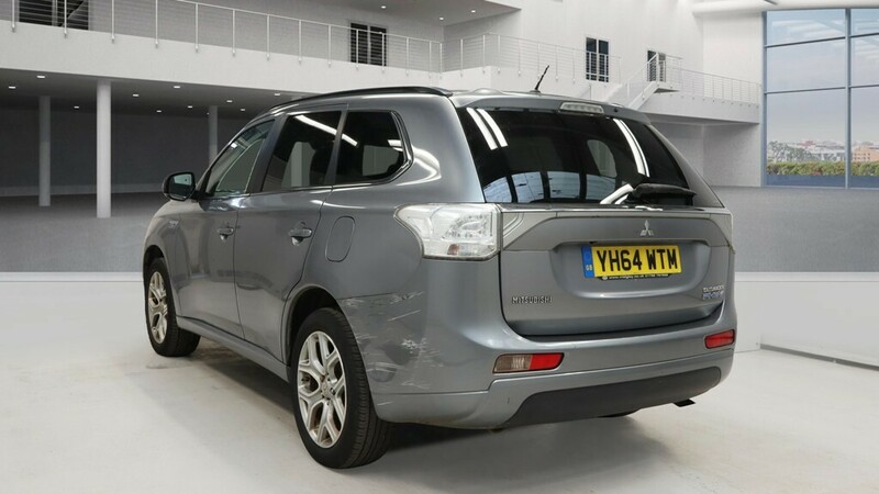 Used Mitsubishi Outlander 2014 for sale - 76497037: Photo 4