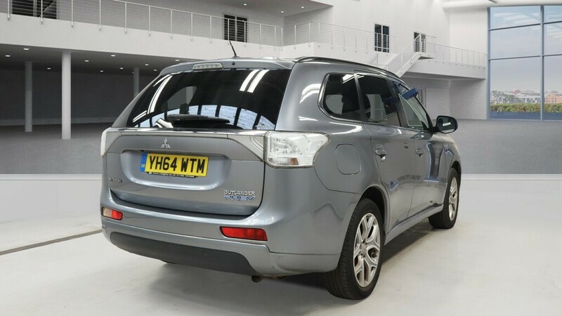 Used Mitsubishi Outlander 2014 for sale - 76497037: Photo 5