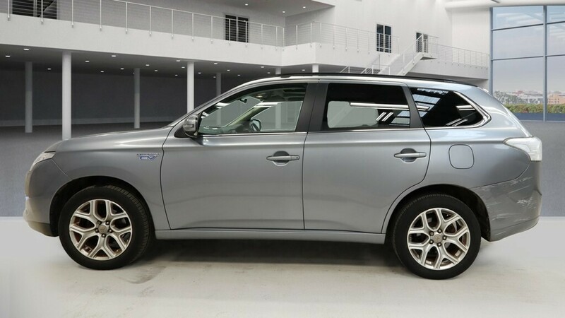 Used Mitsubishi Outlander 2014 for sale - 76497037: Photo 7