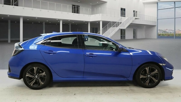 Used Honda Civic 2018 for sale - 76069336: Photo 6