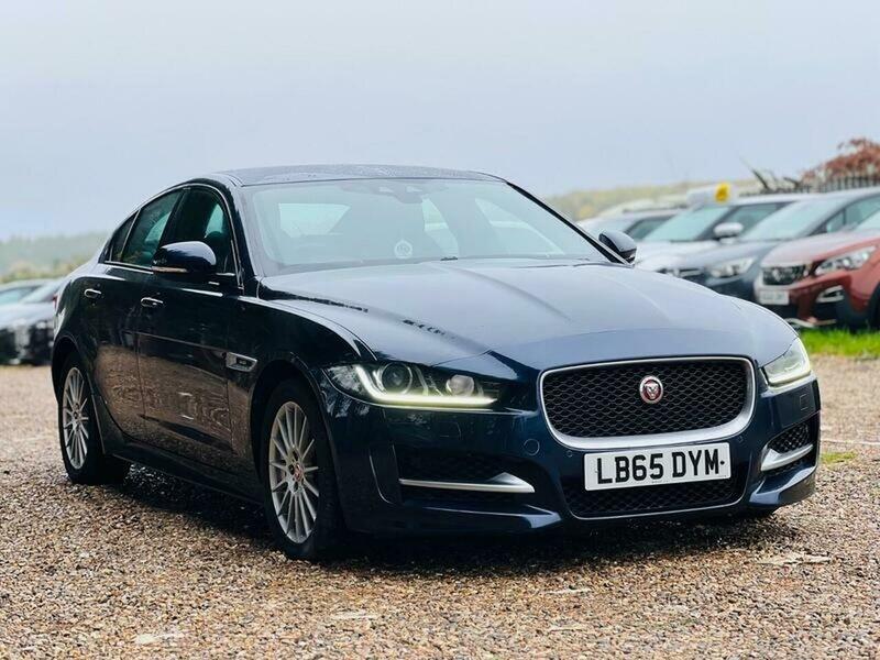 Used Jaguar XE 2016 for sale - 76430609: Photo 3