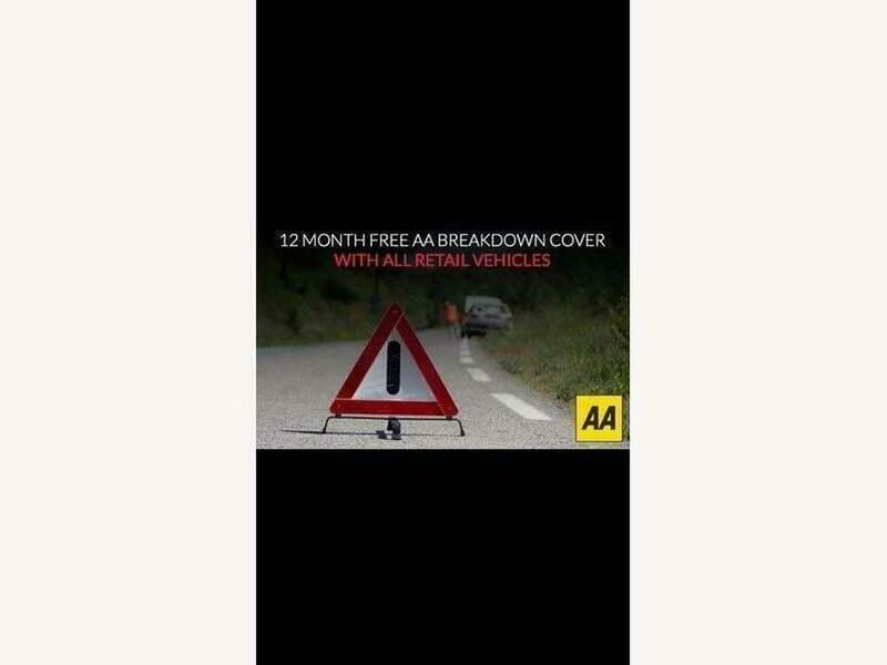 Used Jaguar XE 2016 for sale - 76430609: Photo 30