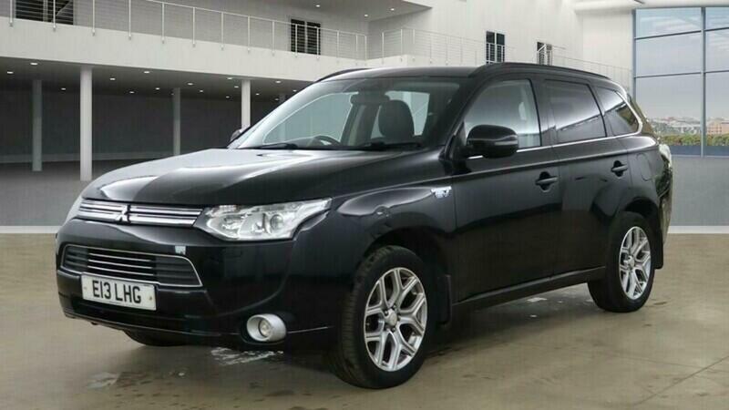 Used Mitsubishi Outlander 2014 for sale - 76245647: Photo 3