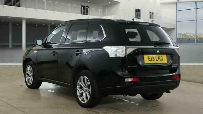 Used Mitsubishi Outlander 2014 for sale - 76245647: Photo 4