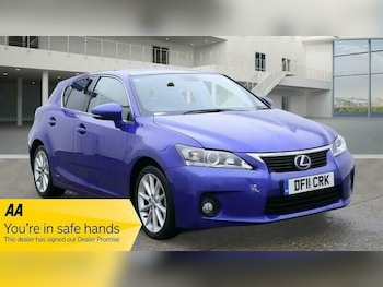 2011 - 200h 1.8 SE-L 5dr CVT Auto