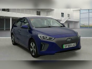 2018 - 88kW Electric Premium SE 28kWh 5dr Auto