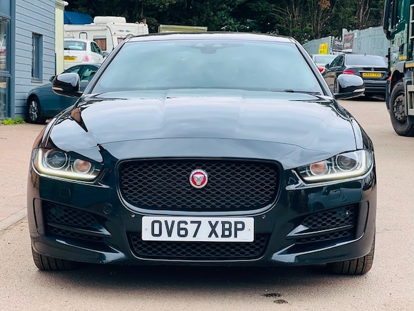Used Jaguar XE 2017 for sale - 74993572: Photo 6