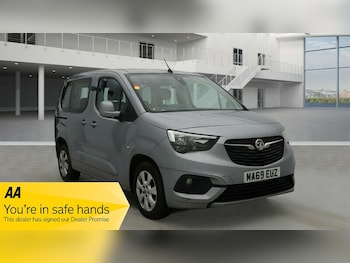 Used Vauxhall Combo Life 2019 for sale - 76536313: Photo