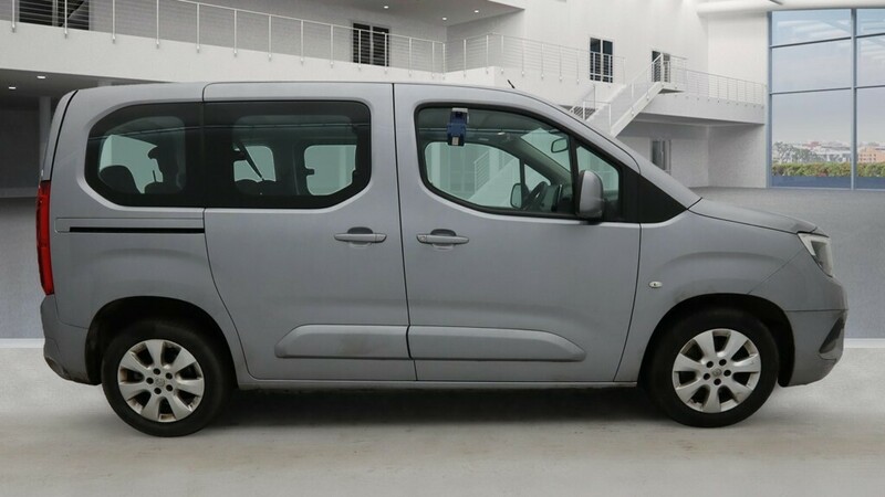 Used Vauxhall Combo Life 2019 for sale - 76536313: Photo 4