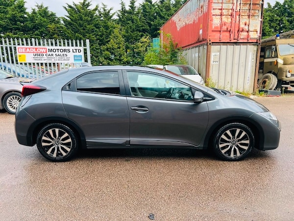 Used Honda Civic 2016 for sale - 74993545: Photo 11