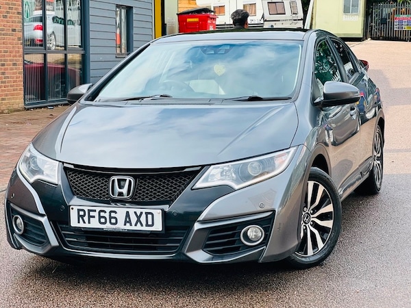 Used Honda Civic 2016 for sale - 74993545: Photo 3